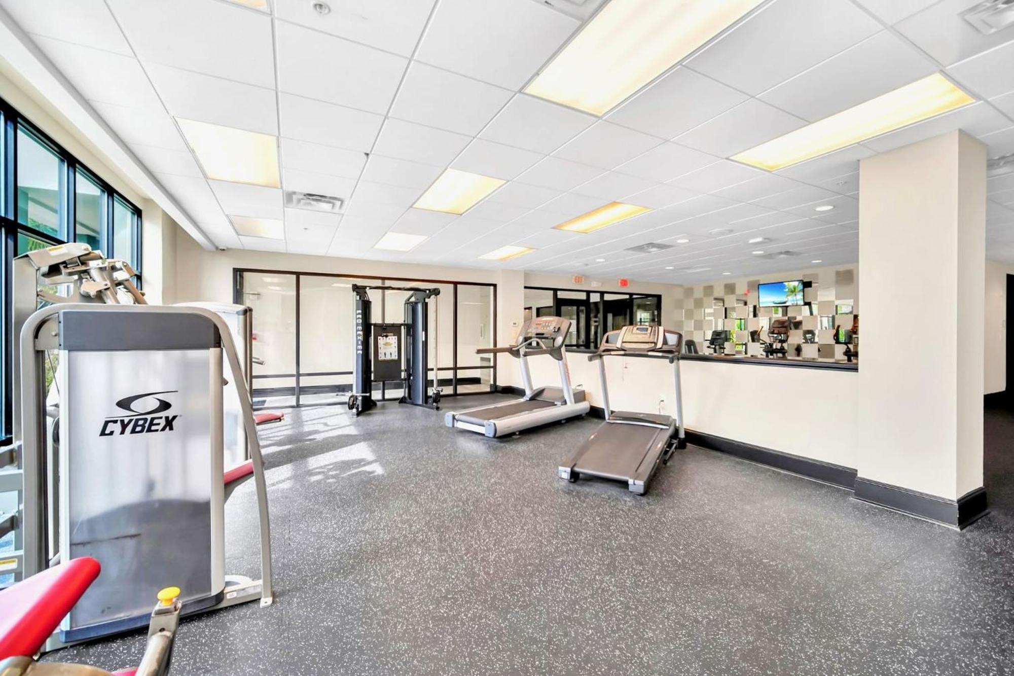 Stunning 2Br Condo With Hot Tub And Pool, Near Disney! ออร์ลันโด ภายนอก รูปภาพ