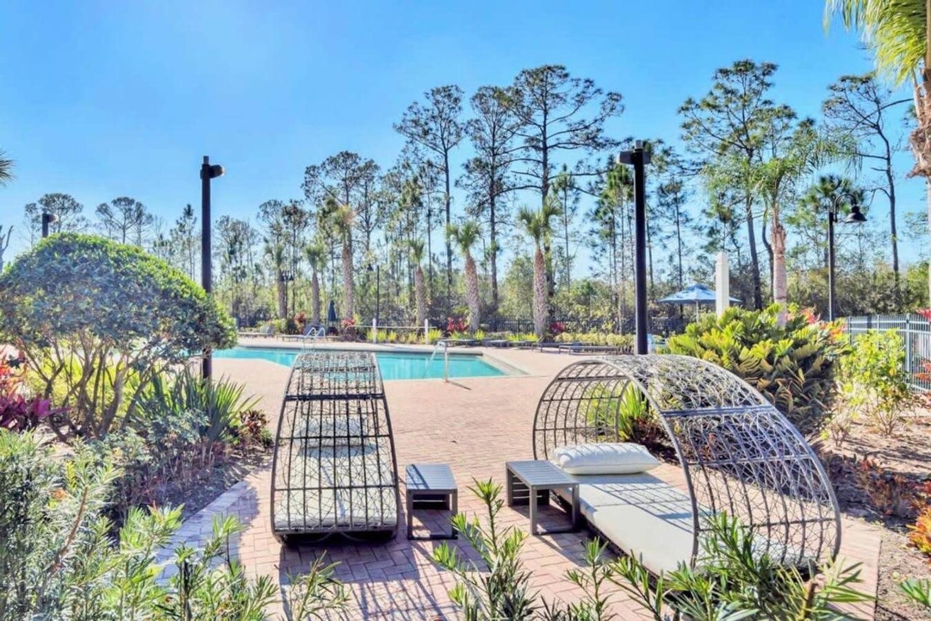 Stunning 2Br Condo With Hot Tub And Pool, Near Disney! ออร์ลันโด ภายนอก รูปภาพ