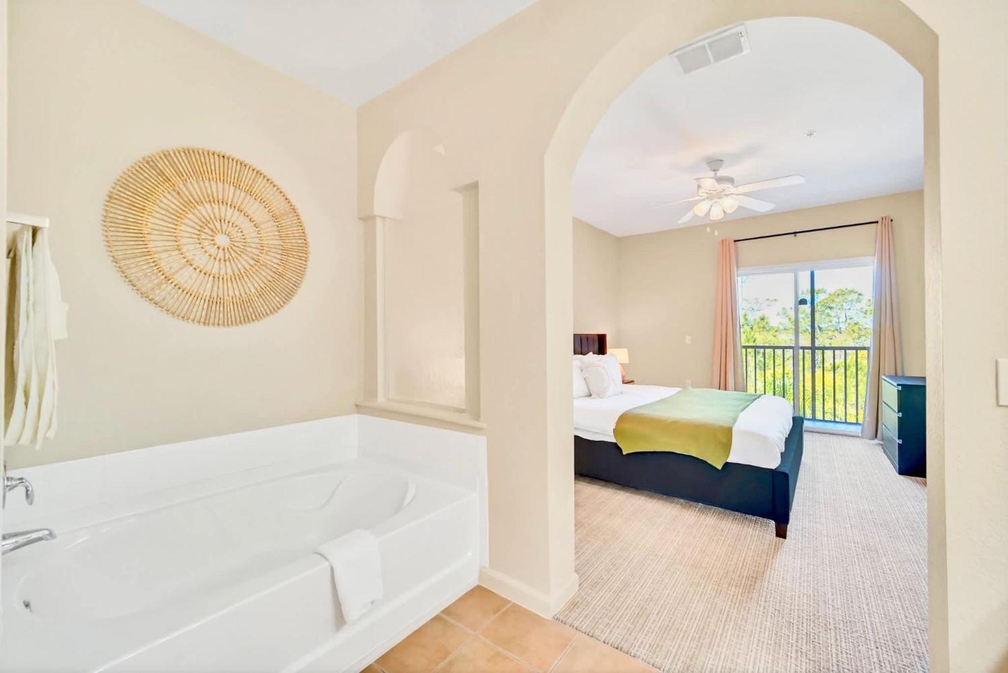 Stunning 2Br Condo With Hot Tub And Pool, Near Disney! ออร์ลันโด ภายนอก รูปภาพ